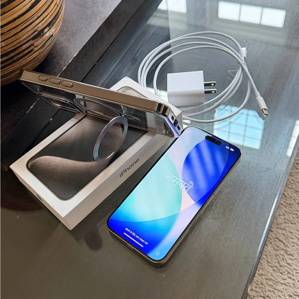 Apple iPhone 15 Pro Max - Everything included 1 TB (Verizon carrier)
